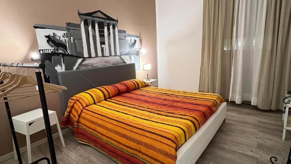 Shared Dormitory, 1 Bedroom, City View