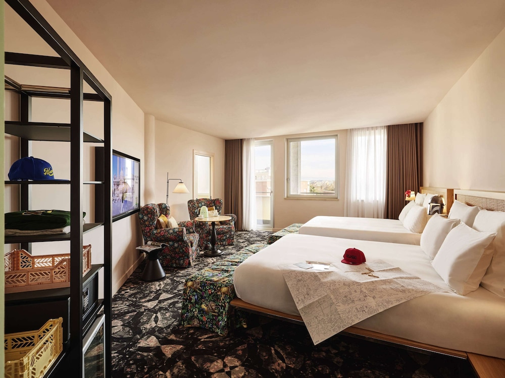 Family Room, 1 Double Bed with Sofa bed (XL Mama) thumbnail 6