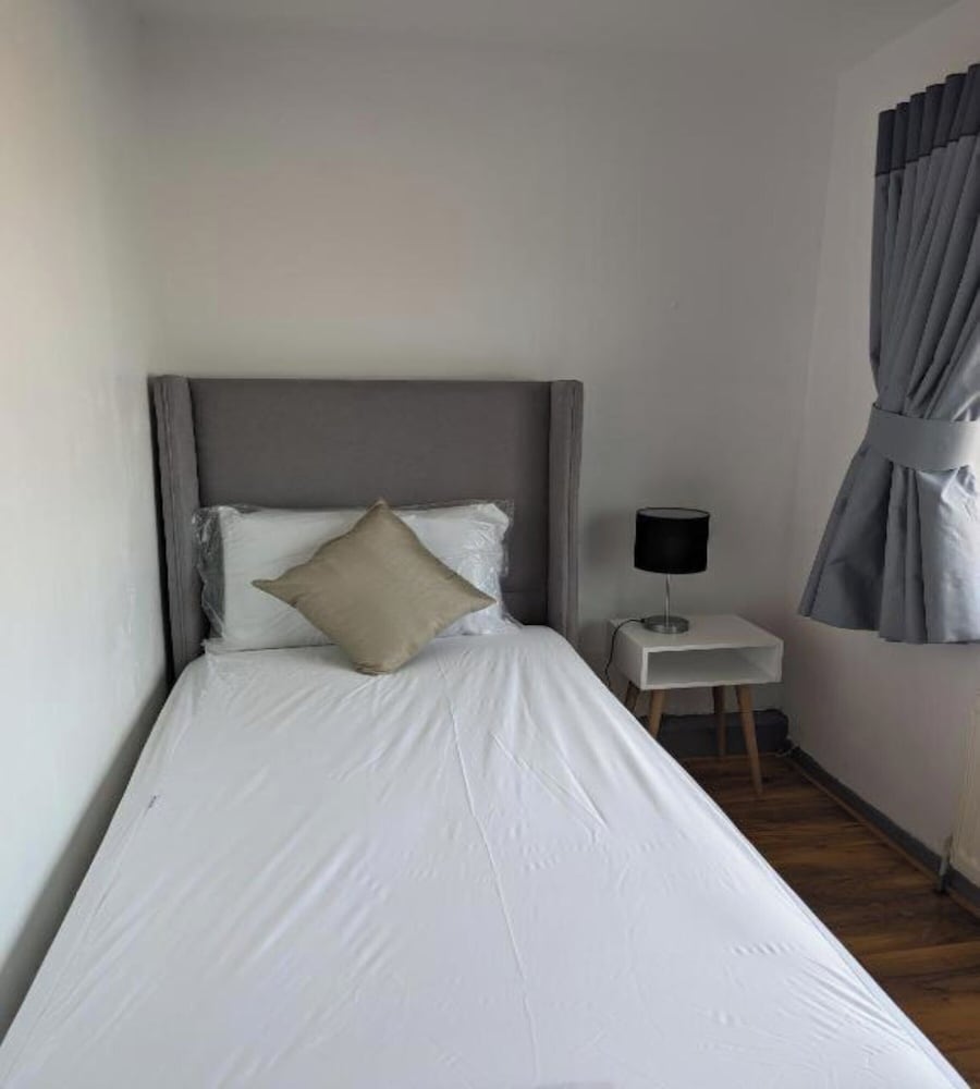 Standard Double Room photo 3