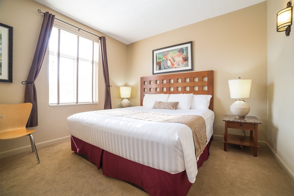 Classic Room, 1 King Bed photo 1