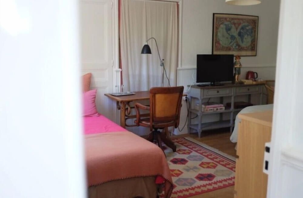 Deluxe Room, Garden View photo 2