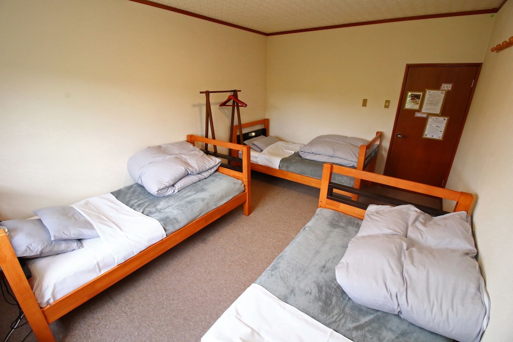 Triple Room [G] photo 2
