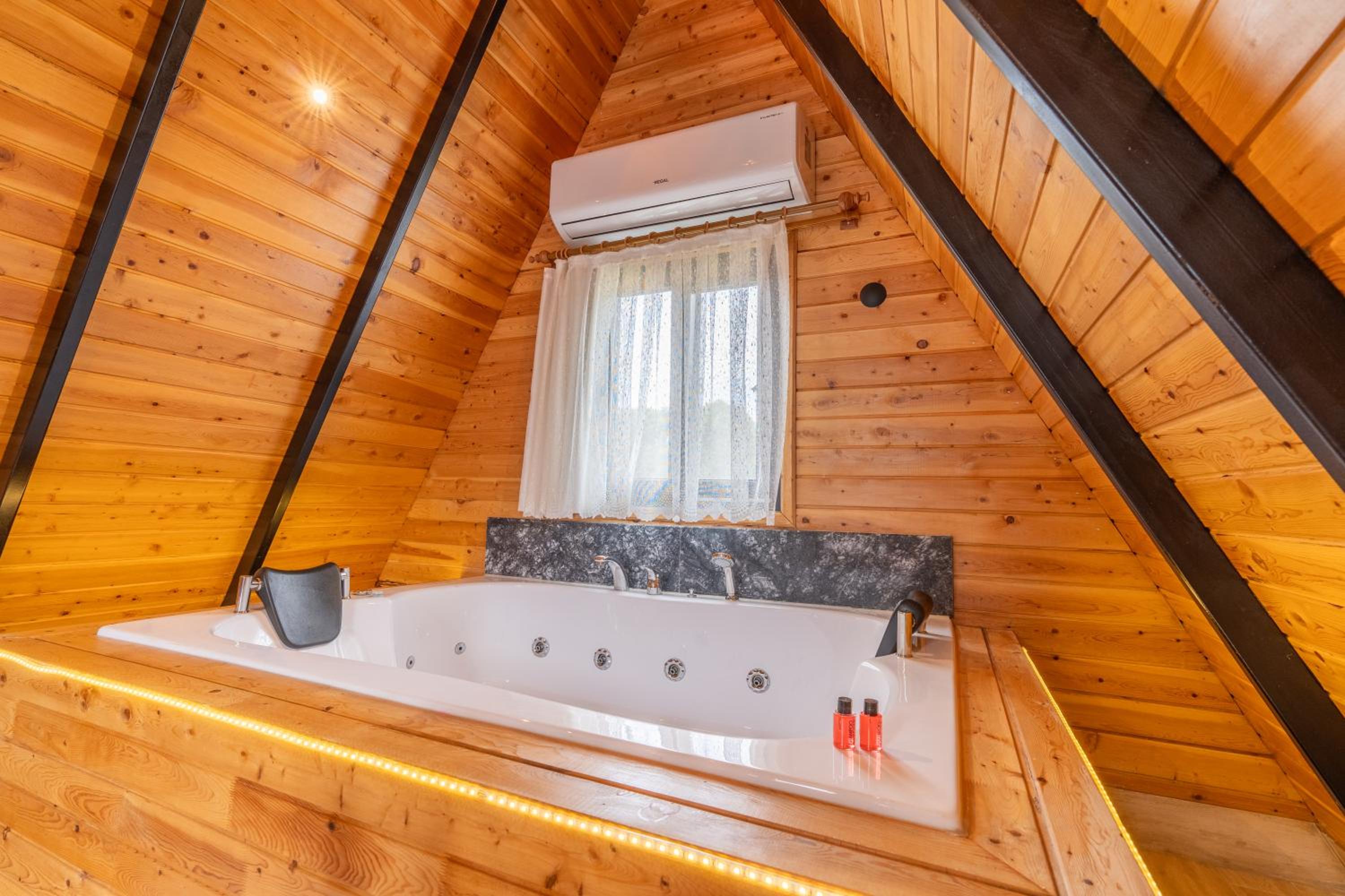 Vacation Home - Photo 8