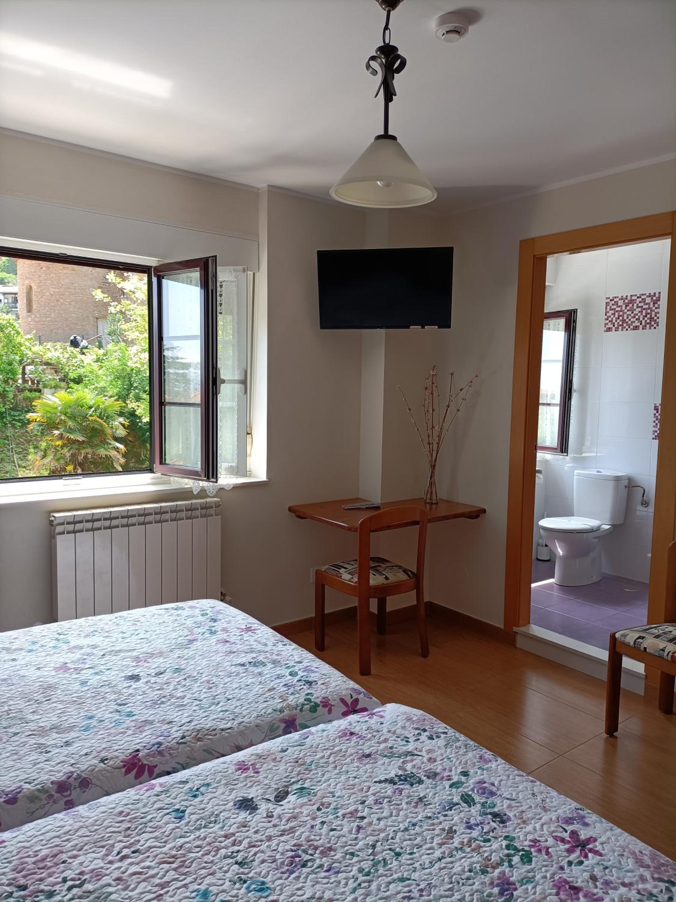 Double or Twin Room with Private Bathroom