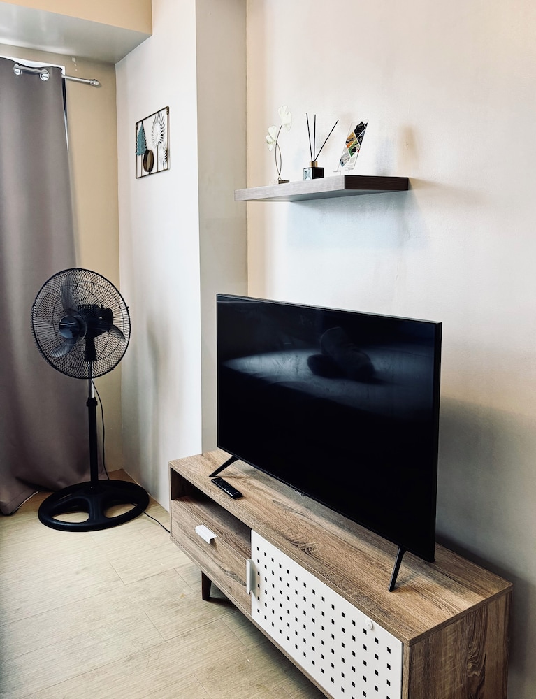 Studio, 1 Bedroom