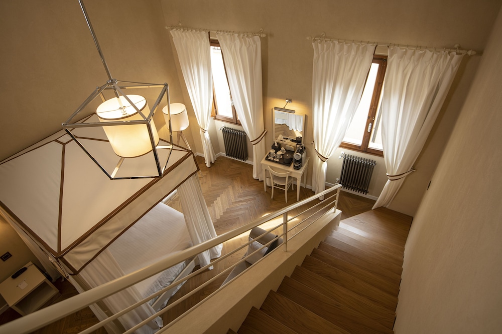Junior Studio Suite photo 1