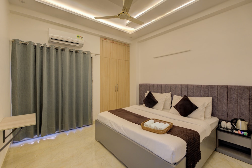 Family Apartment, City View