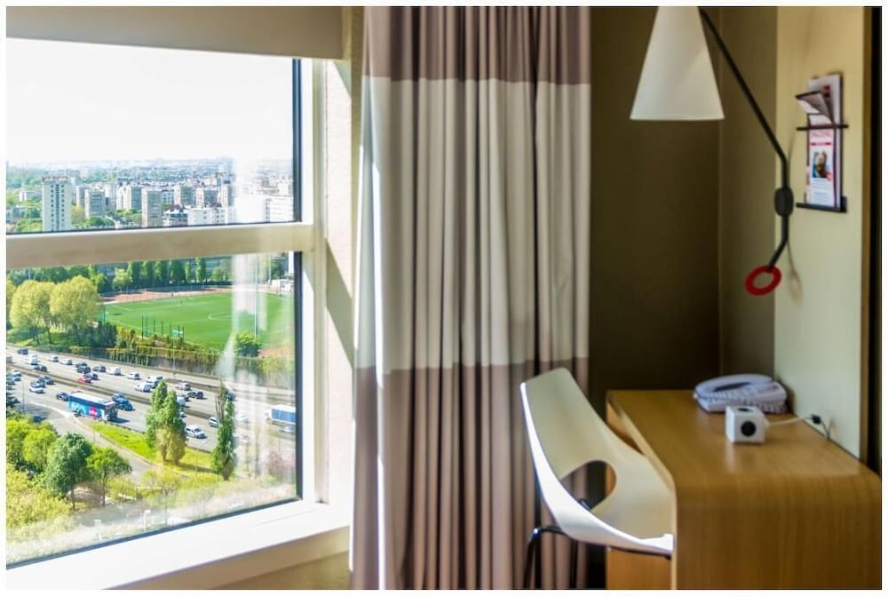 Standard room with 1 double bed (city view) photo 3