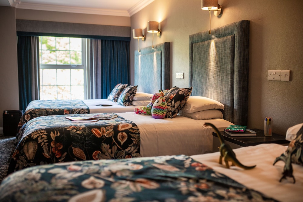 Basic Triple Room, Multiple Beds photo 2