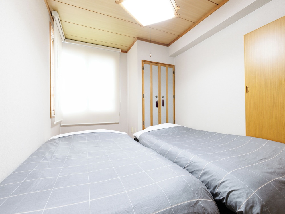 Design Quadruple Room, Non Smoking, Shared Bathroom (Pet friendly,A) photo 1