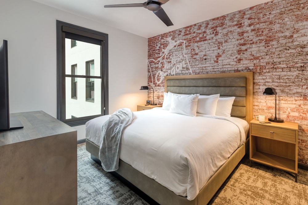 Presidential Condo, 1 King Bed with Sofa bed, Kitchen (1 Bedroom)