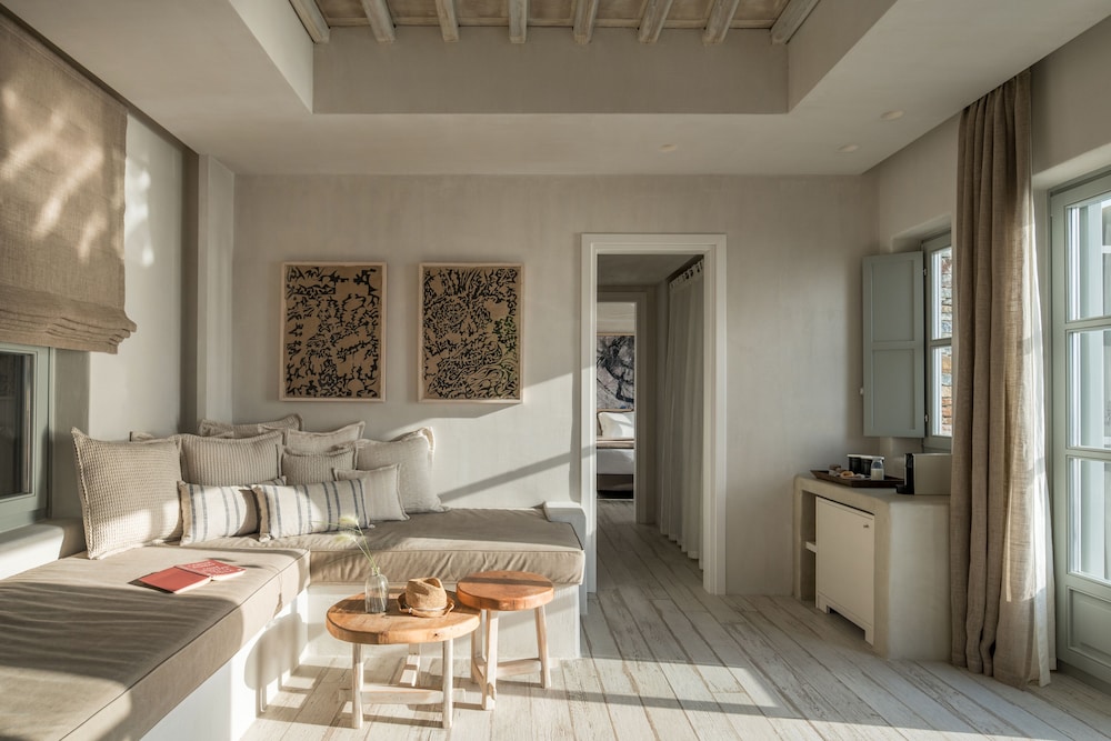 Suite, Oceanfront (Indus) photo 3