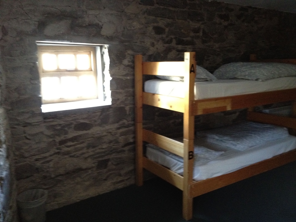 Bed in 12-bed mixed dormitory photo 2