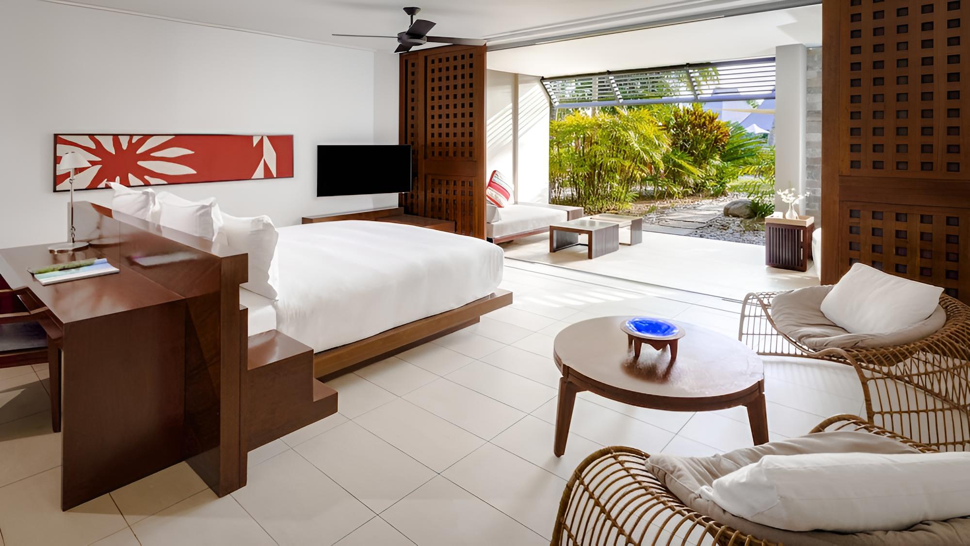 Room, 1 King Bed, Pool View, Ground Floor - Photo 1