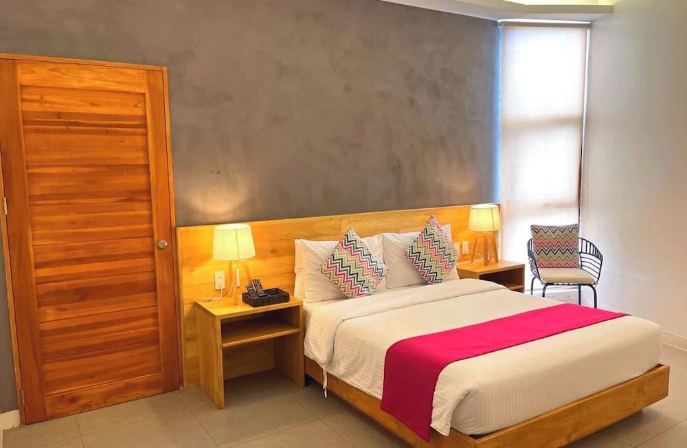 Premium Room, Partial Ocean View photo 3