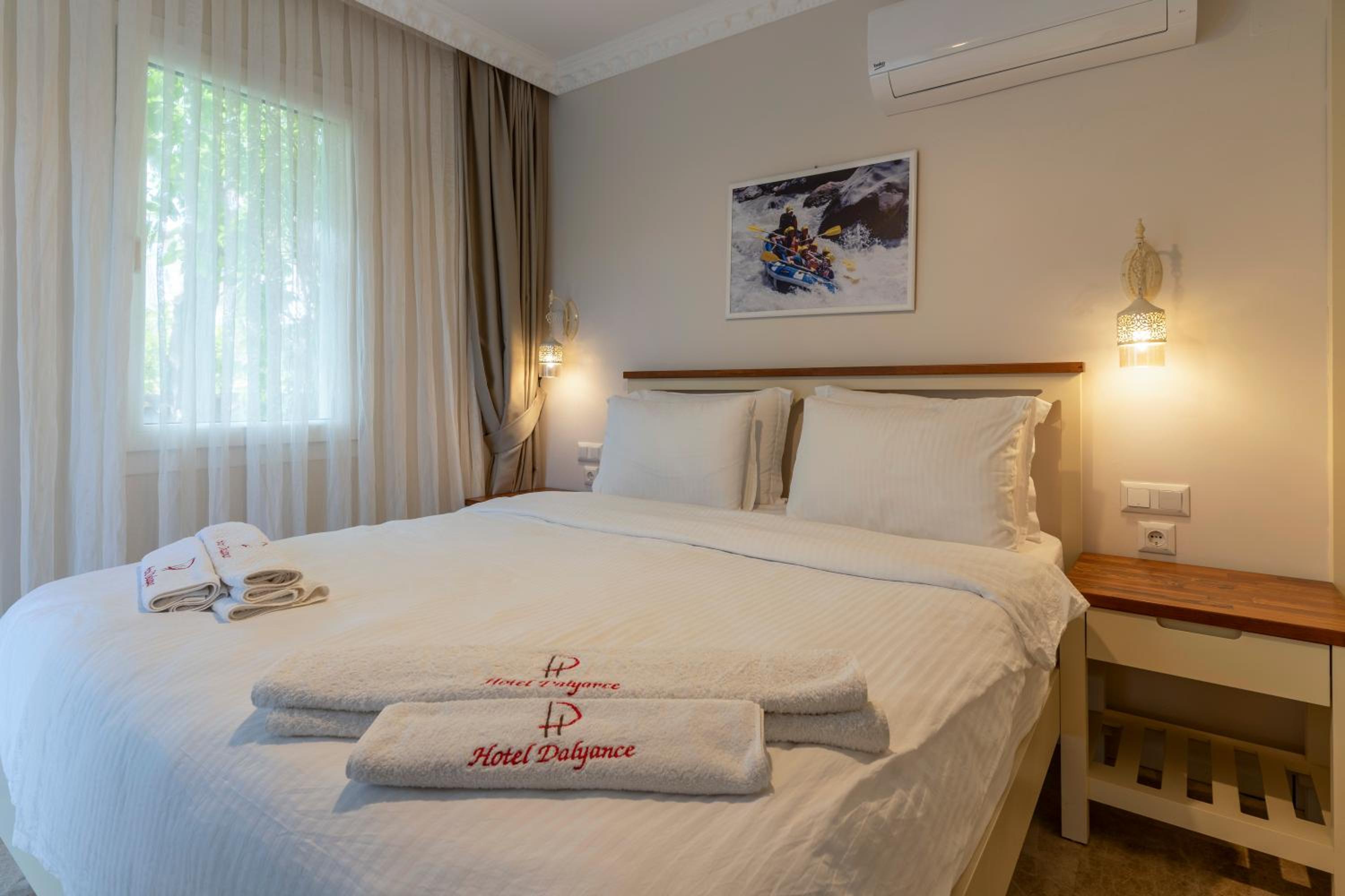 Classic Triple Room - Photo 1