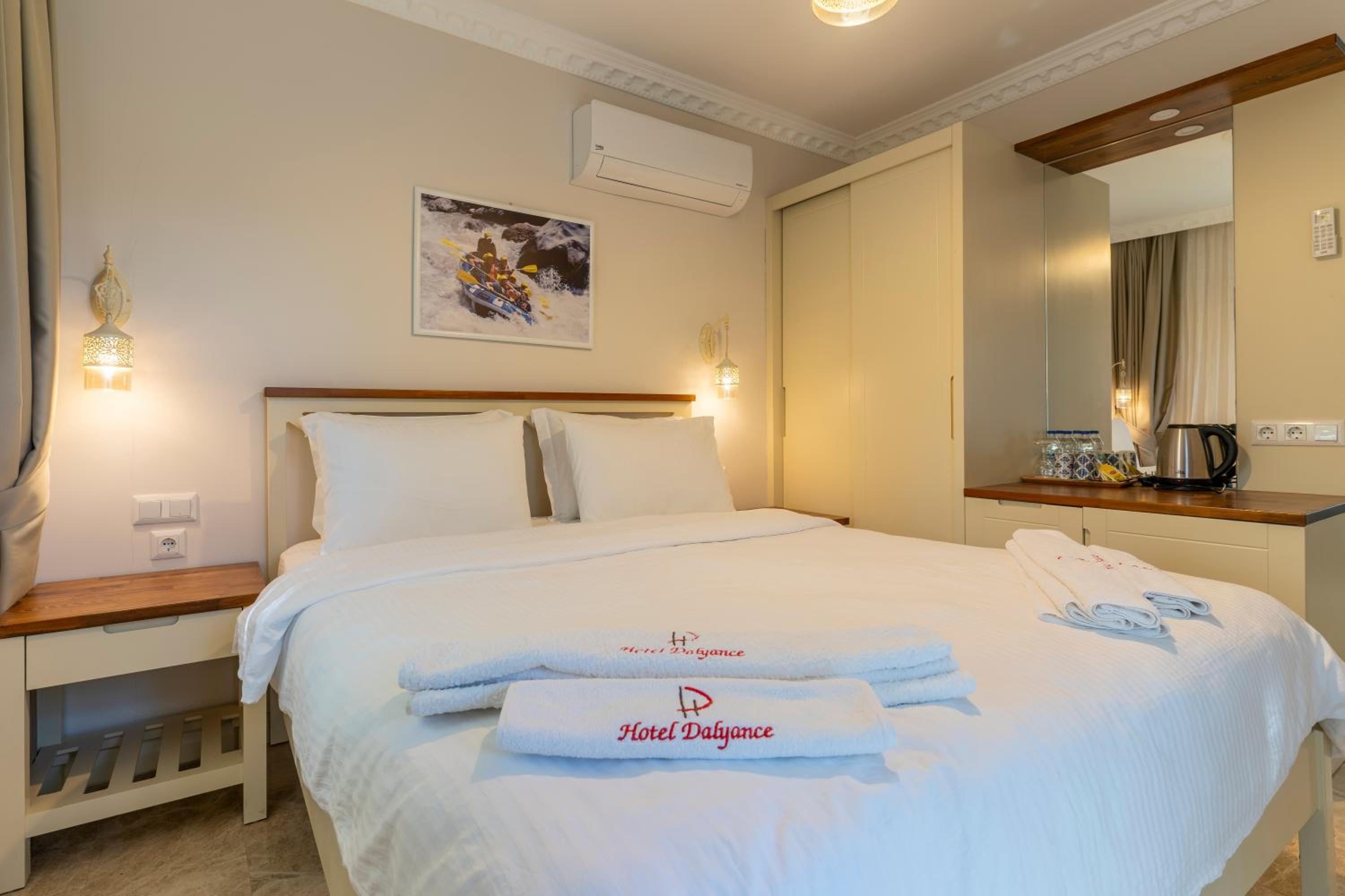 Classic Triple Room - Photo 6