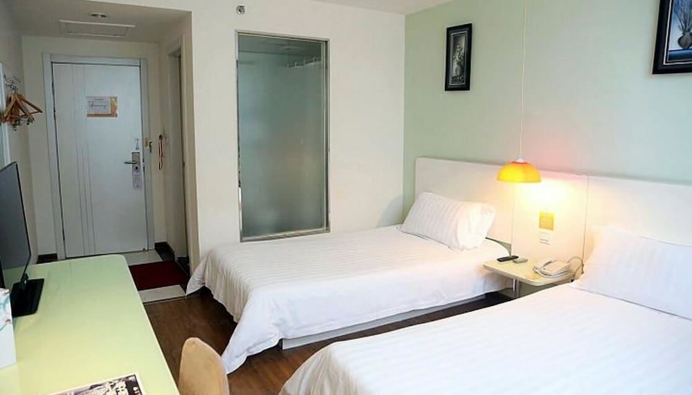 Business Twin Room (A) photo 1