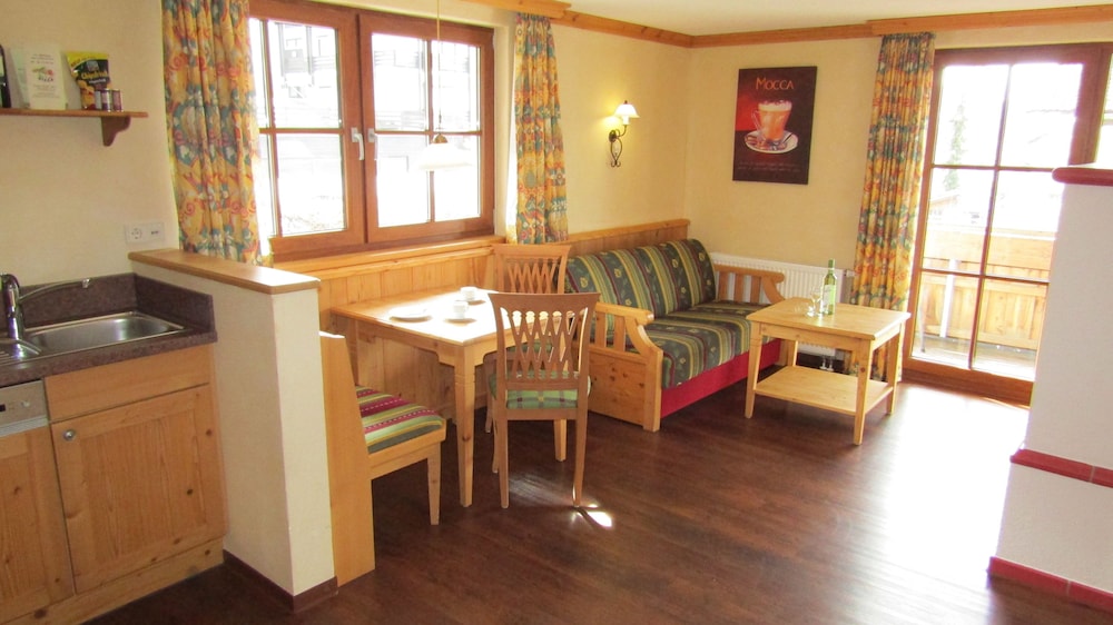 Exclusive Suite, 1 Bedroom photo 2