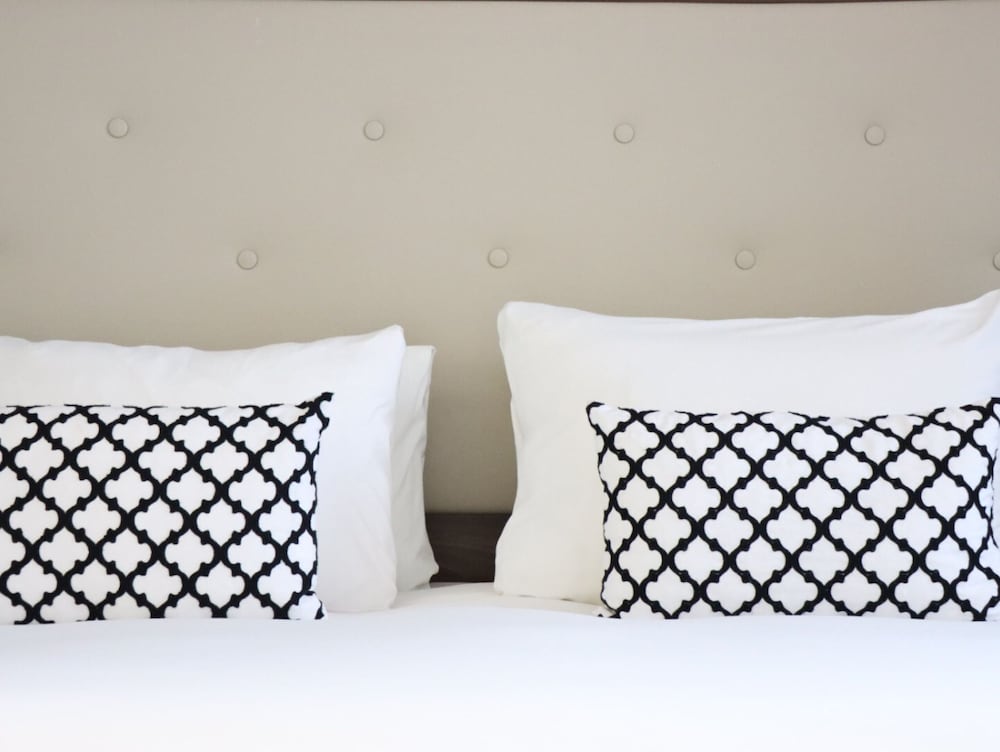 Premium Room - Photo 11