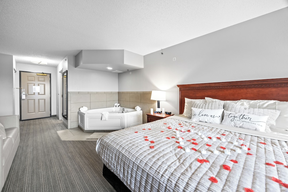 Honeymoon Room photo 2