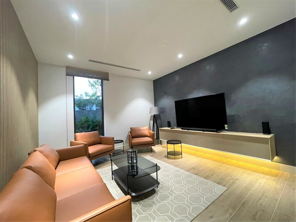 Ocean Infinity Residences photo 3