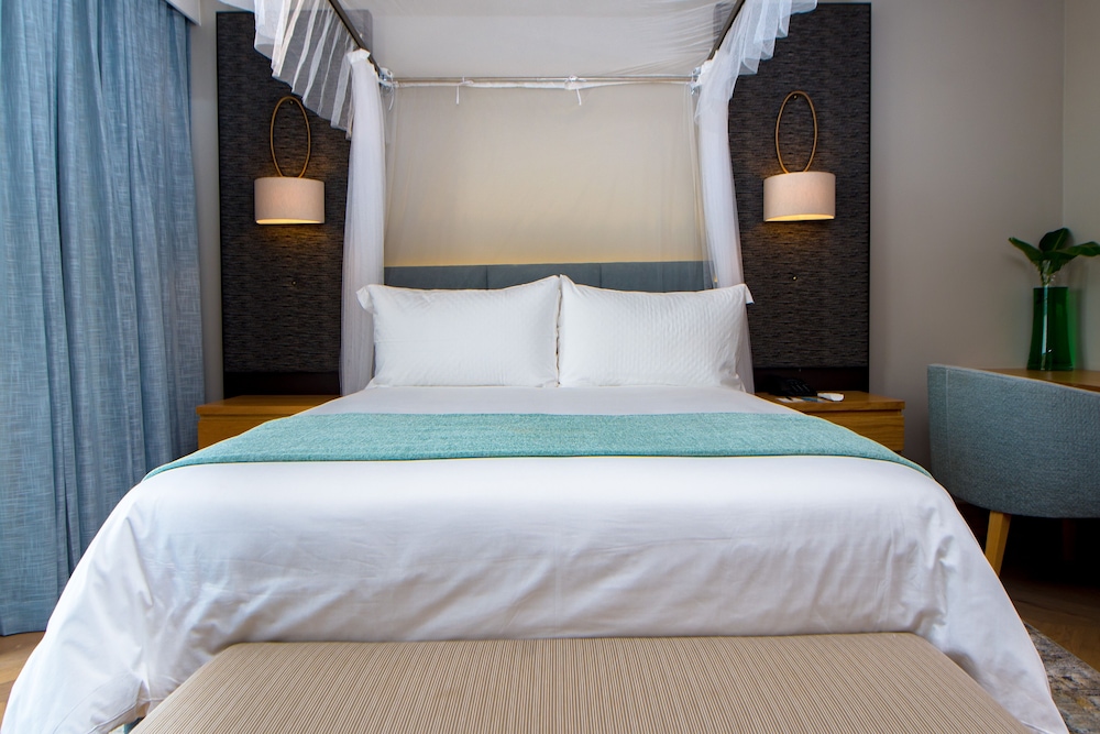 Deluxe Room - Photo 1