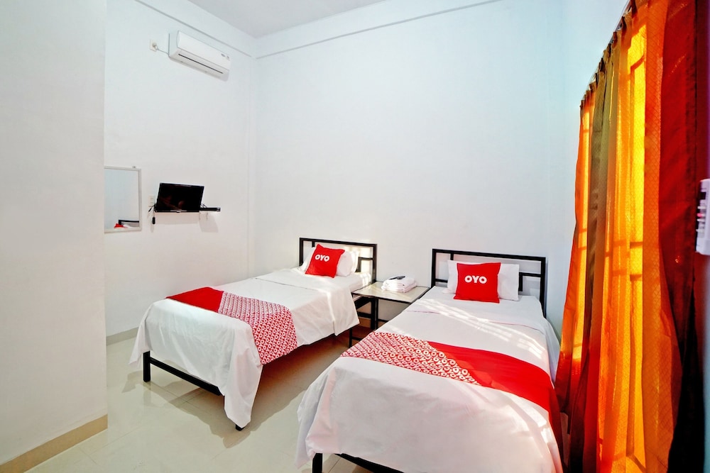 Deluxe Twin Room photo 2