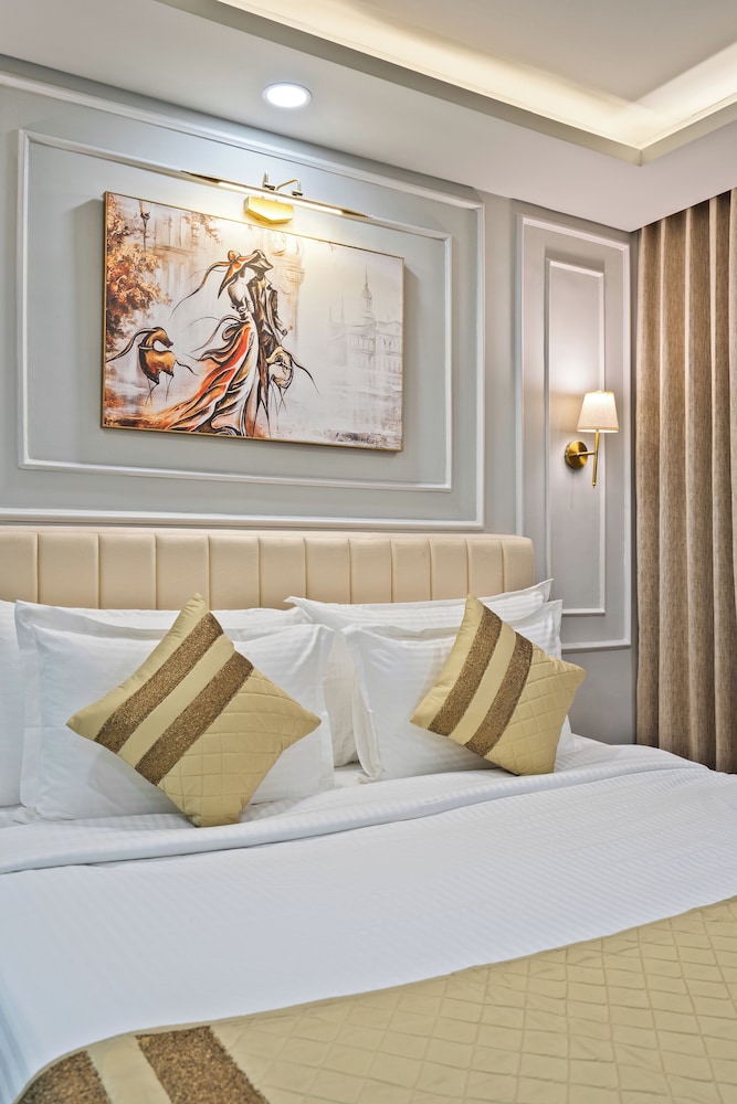 Superior Studio Suite photo 2