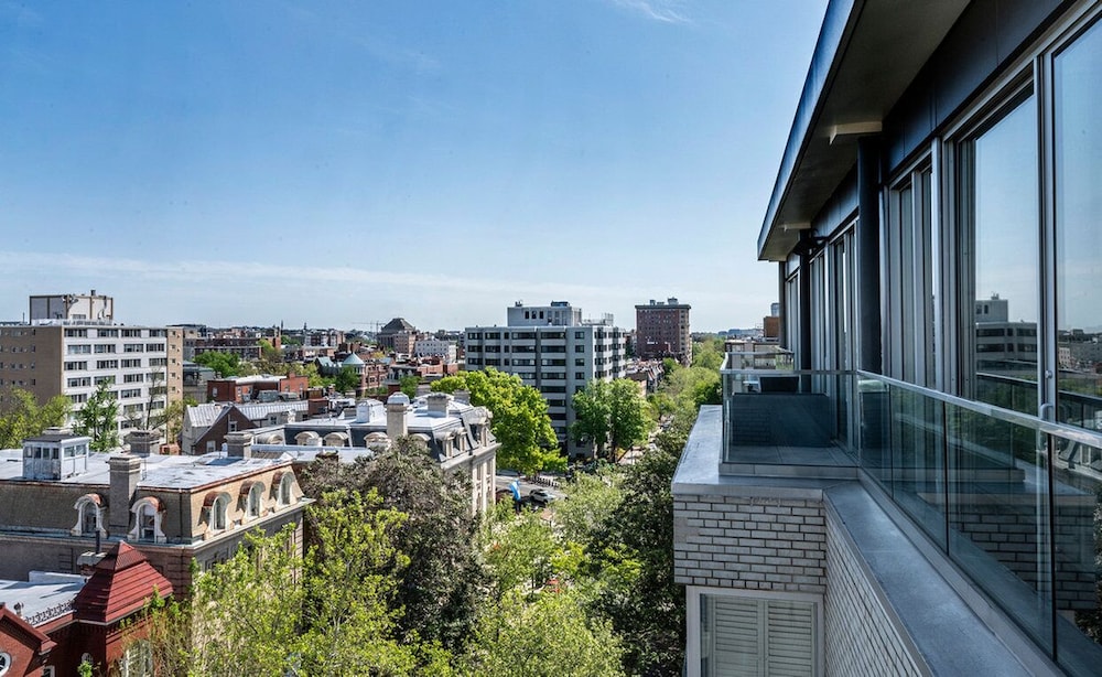 Signature Suite, Terrace - Photo 10