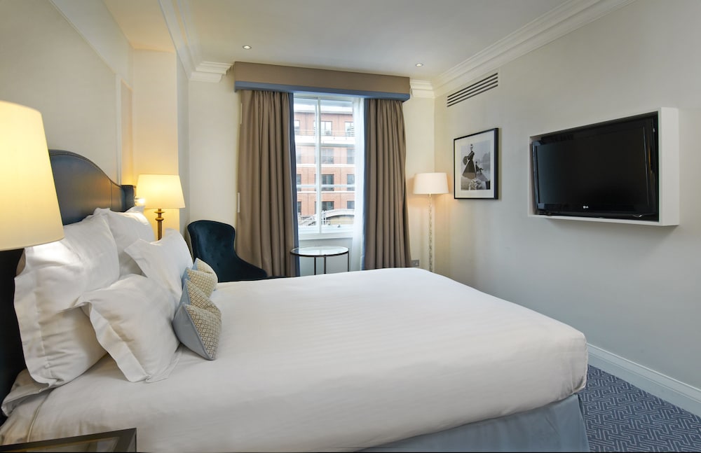 Superior Room, 1 Queen Bed