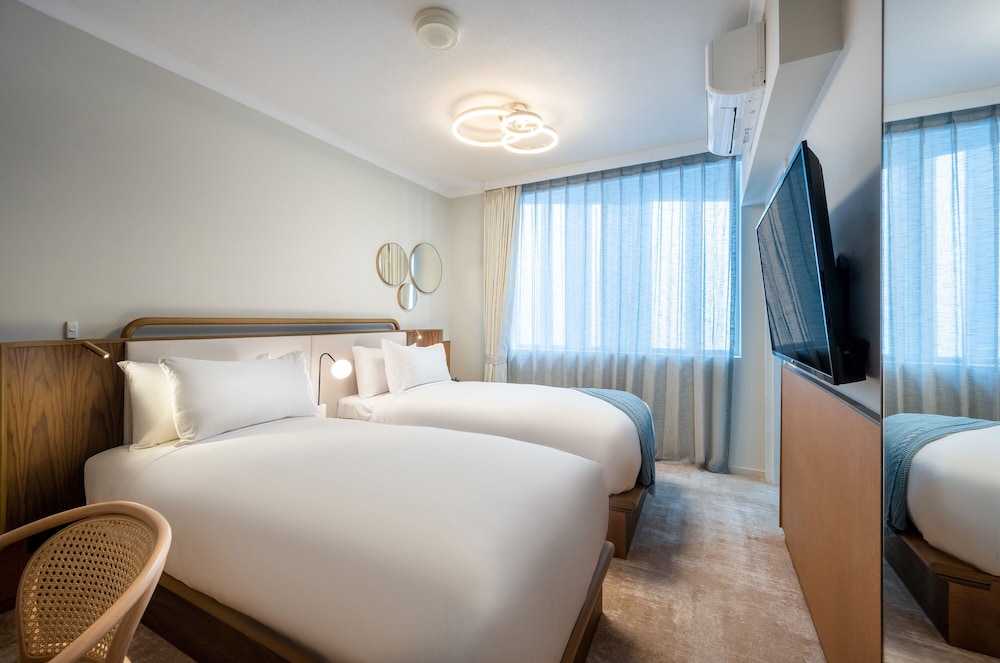 Hotel Room photo 1