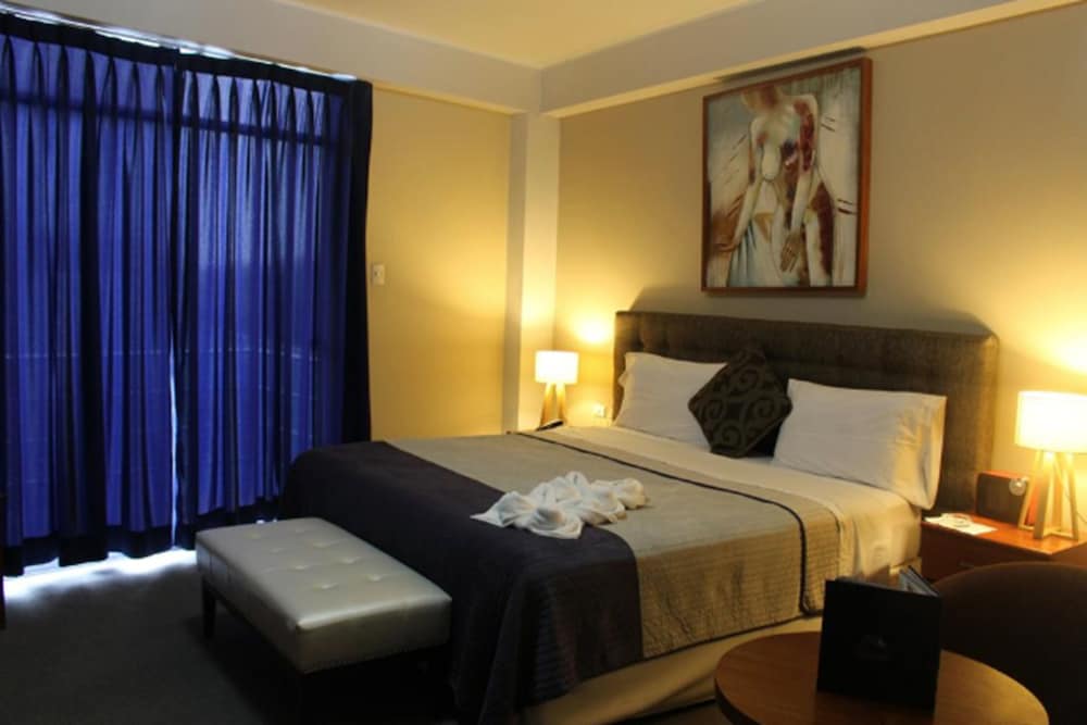 Romantic Suite photo 2