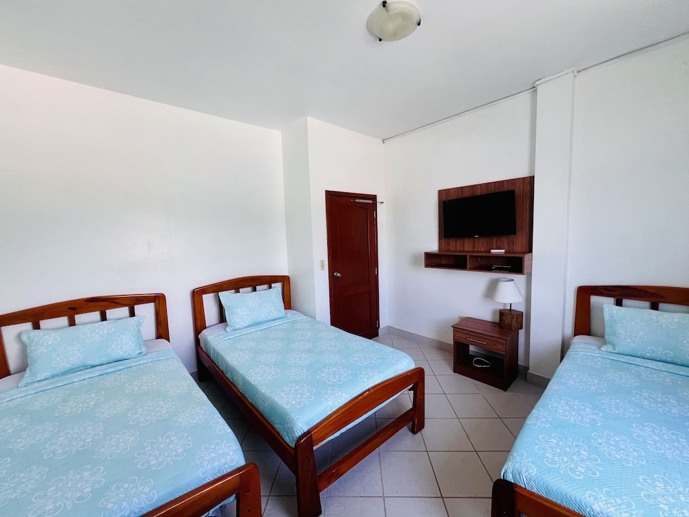 Standard Triple Room photo 3