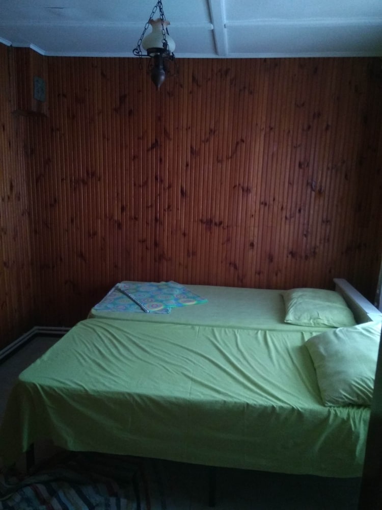 Economy Apartment, 3 Bedrooms, Accessible photo 1