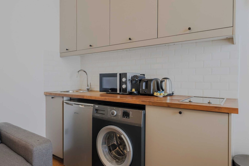 Apartment photo 1