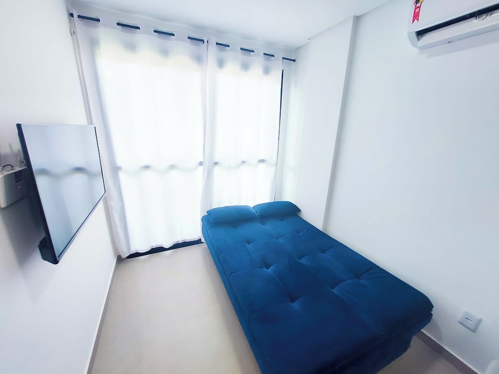 Basic Apartment photo 2