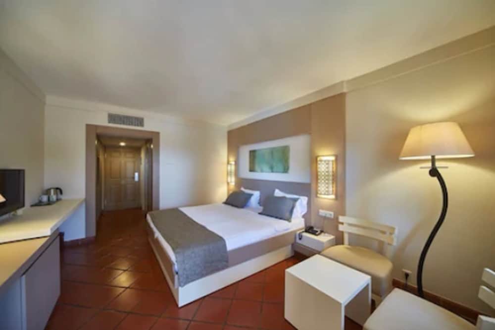 Standard Single Room, Sea View