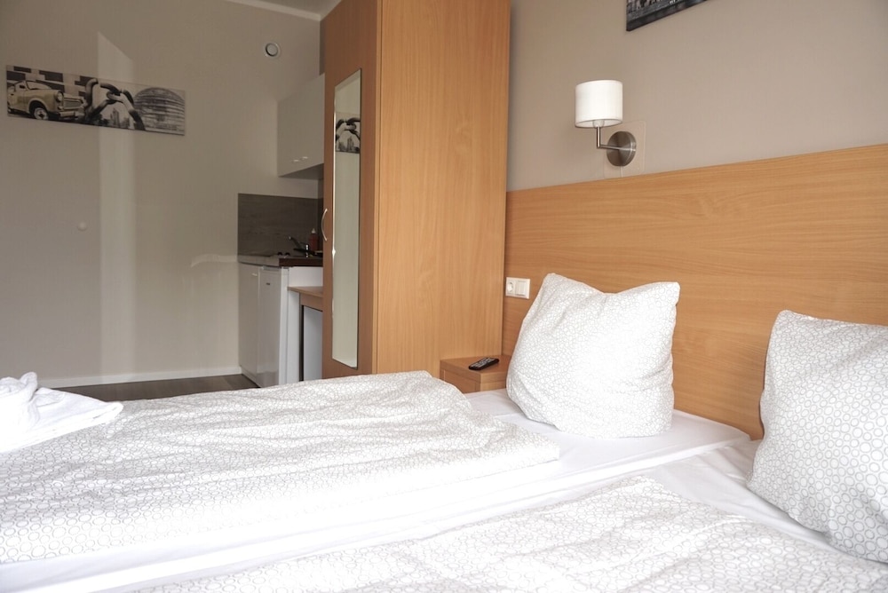 Traditional Apartment, 2 Twin Beds photo 2
