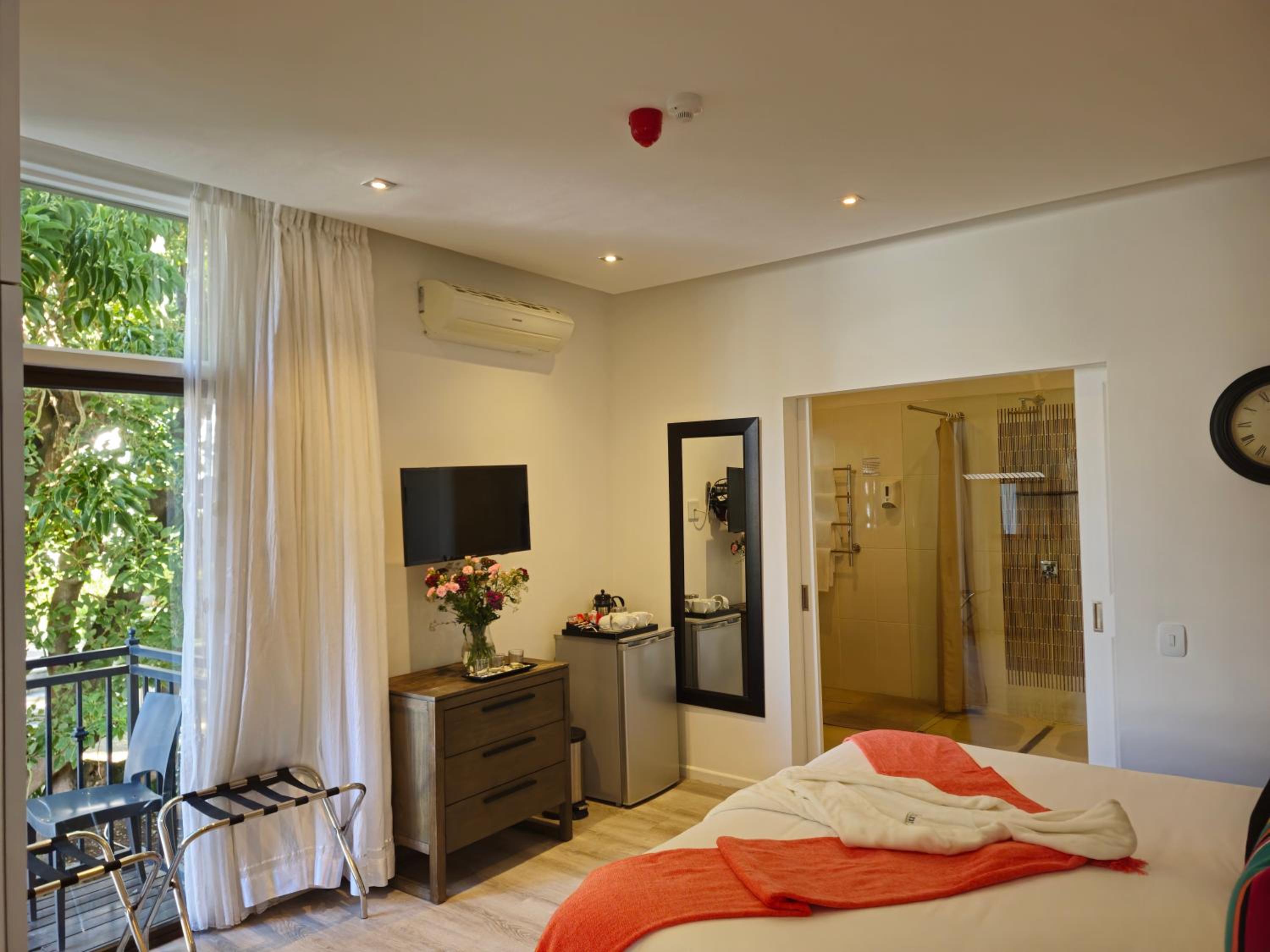 Superior King Room photo 1