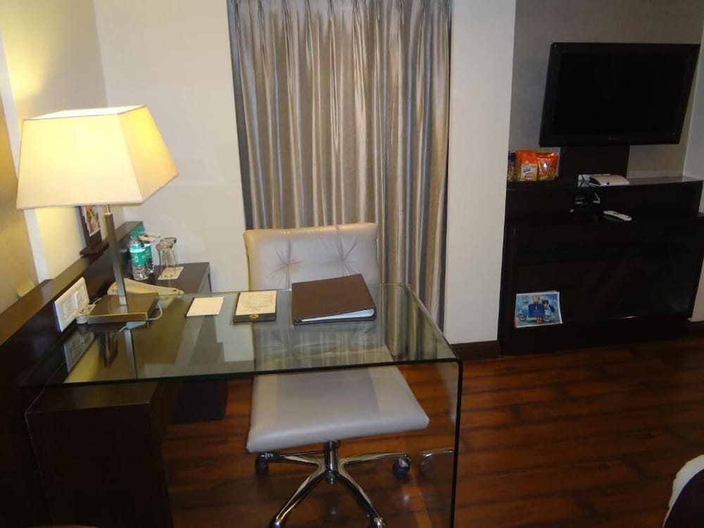 Club Room, 2 Twin Beds (Fortune Club Twin) - Photo 3