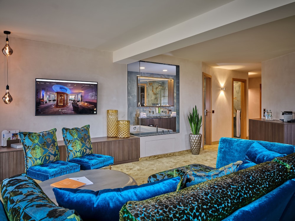 Panorama Suite Modern photo 2