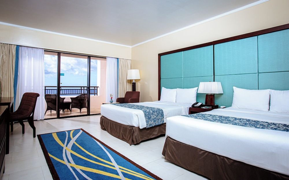 Club Room (Royal, Premium) photo 2