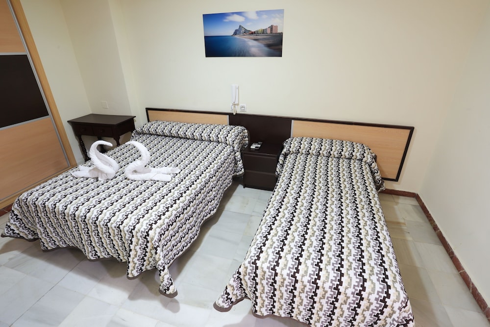 Quadruple Room photo 2
