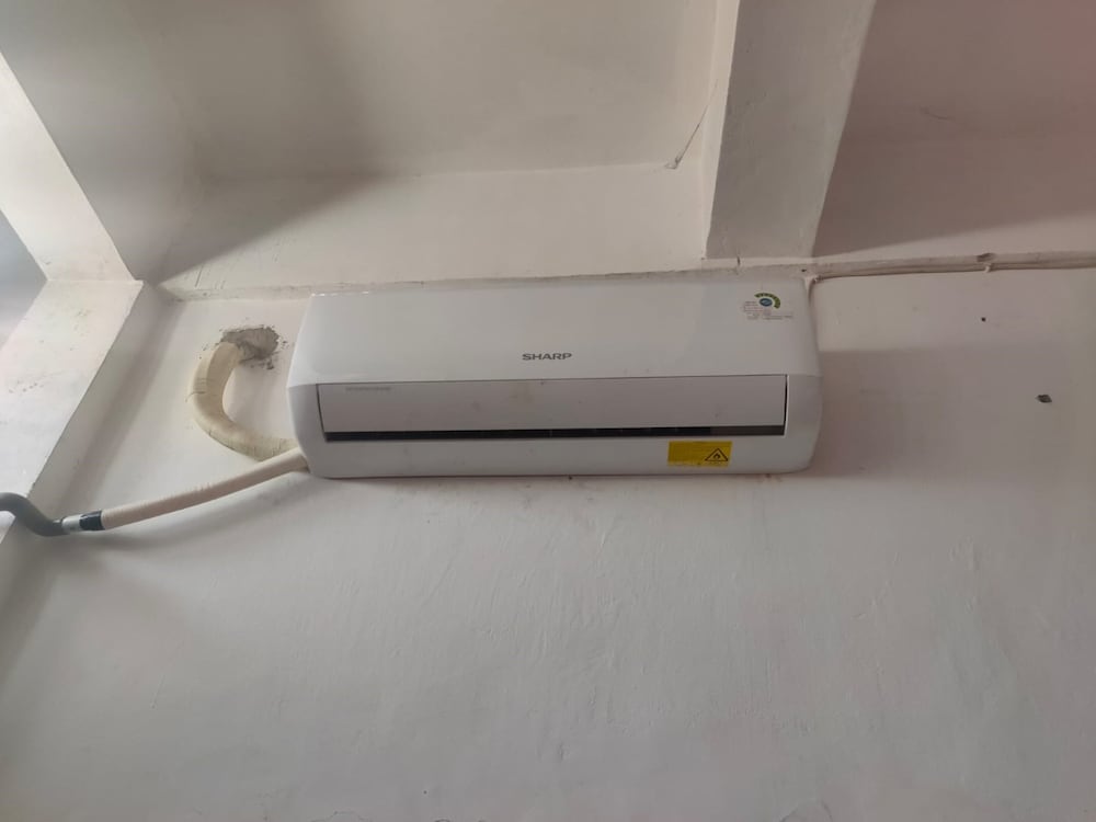 Deluxe Double Room with AC - Photo 3