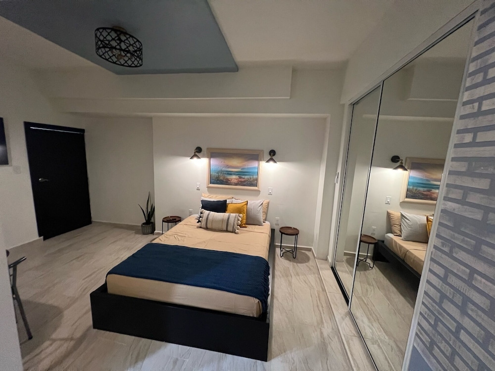 Suite #36 (Not window-view) photo 3