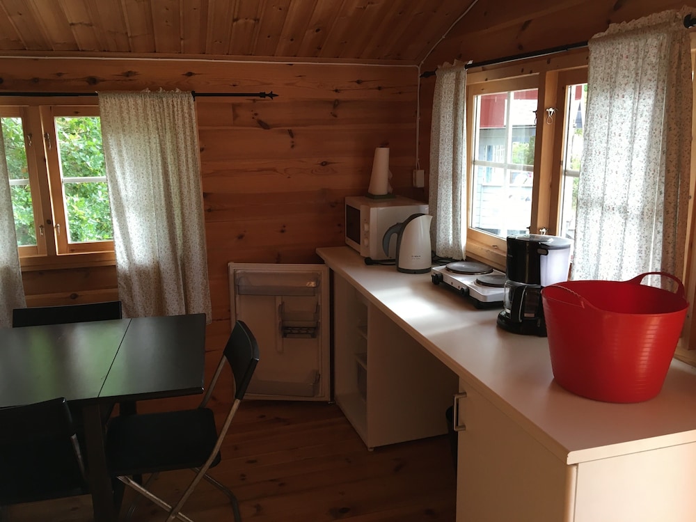 Cabin (3) photo 2