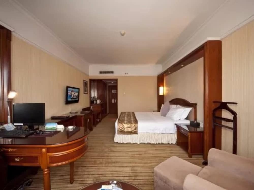 Executive Double Room  (Mainland Chinese Citizen Only) photo 3