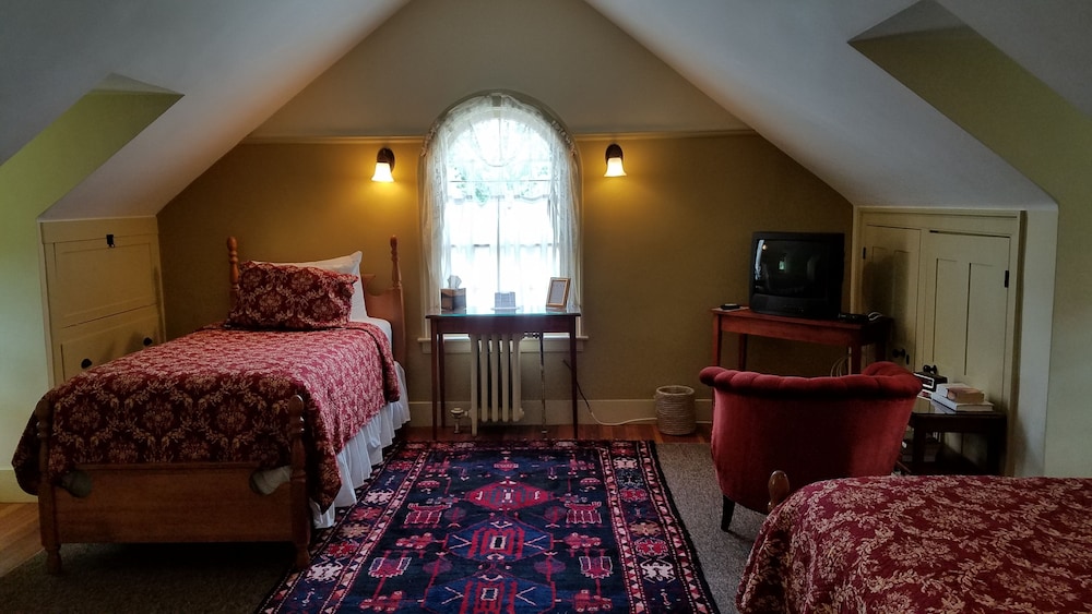 Deerfield Suite photo 2