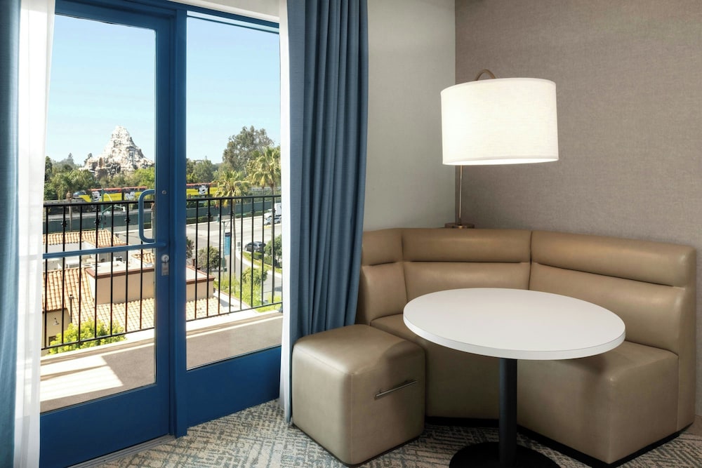 Room, 1 King Bed, Balcony, Resort View photo 1
